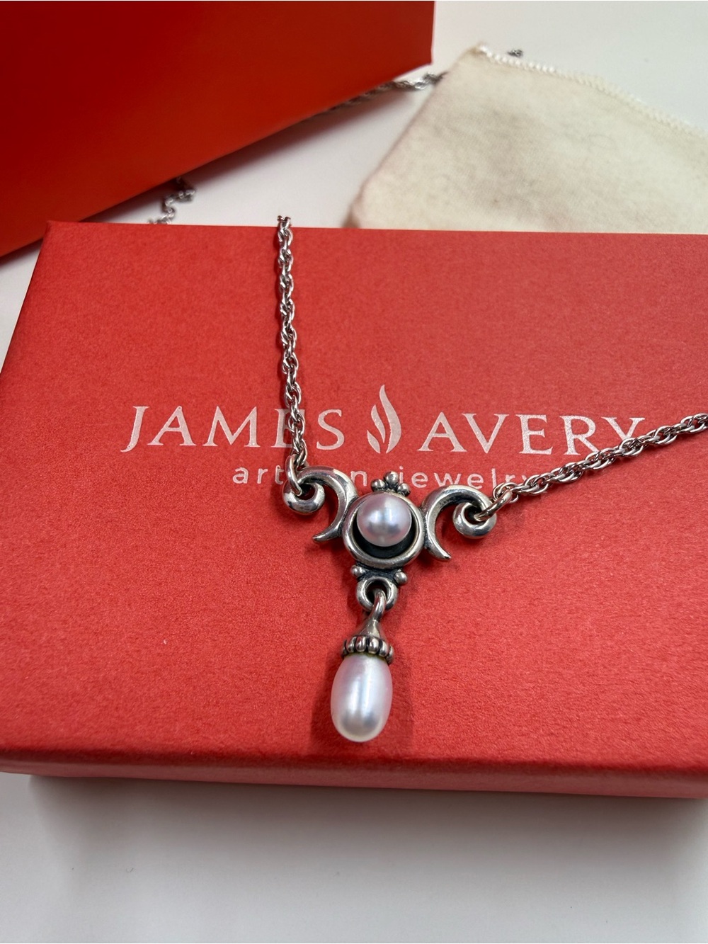 retired James Avery Victorian Pearl Necklace